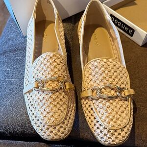 Bamboo Women's Tan Loafers with Gold Chain